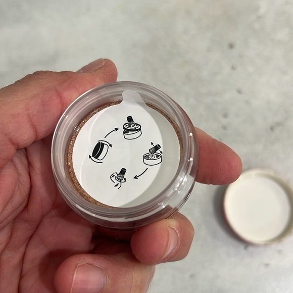 Anastasia Beverly Hills Sunset Aura loose highlighter. Brand new! Never opened! - Picture 5 of 7